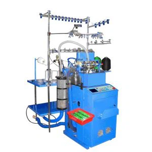 Вязальная машина для чулочно-носочных изделий